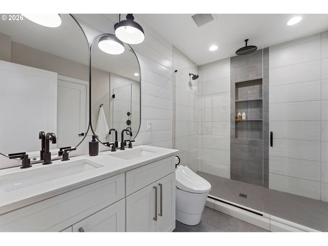 7007 Se 28TH Ave, Portland, OR 97202