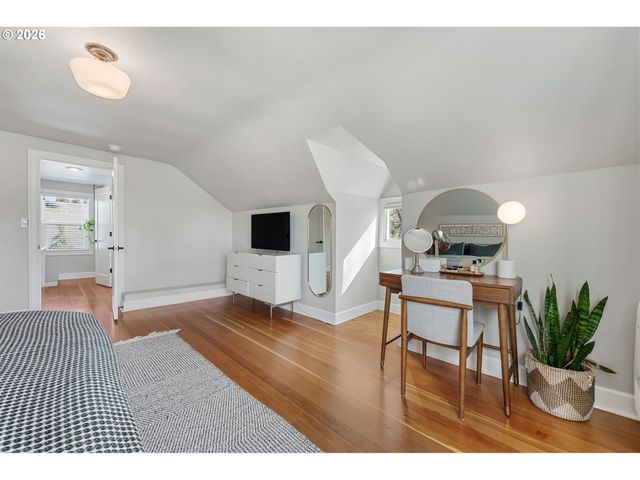 7007 Se 28TH Ave, Portland, OR 97202