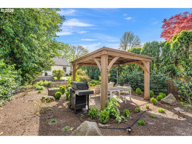 7007 Se 28TH Ave, Portland, OR 97202