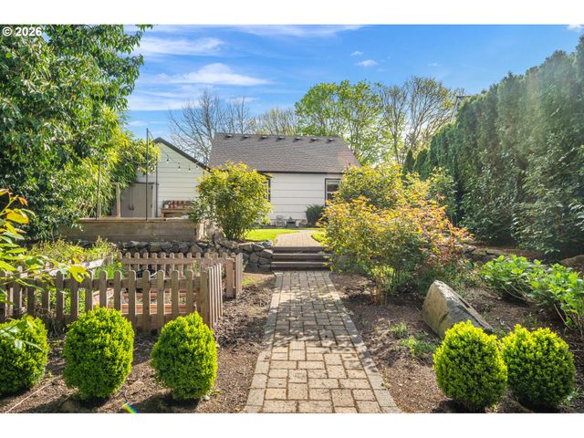 7007 Se 28TH Ave, Portland, OR 97202