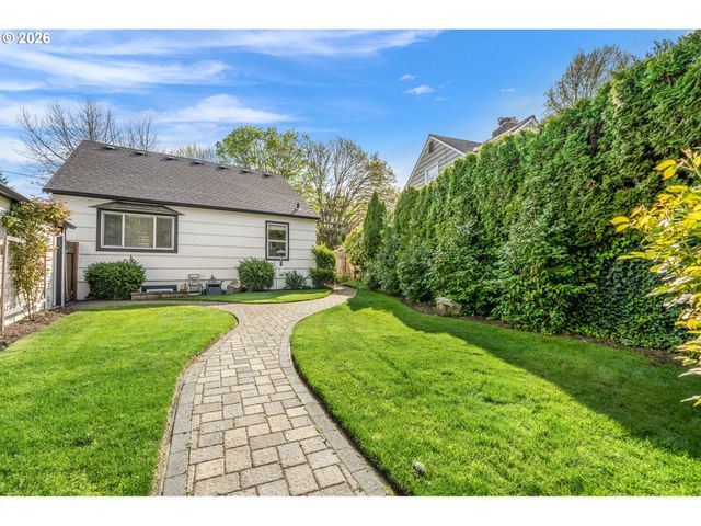 7007 Se 28TH Ave, Portland, OR 97202