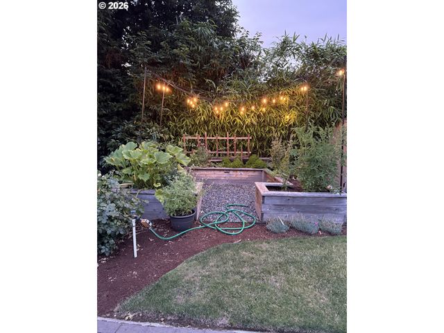 7007 Se 28TH Ave, Portland, OR 97202