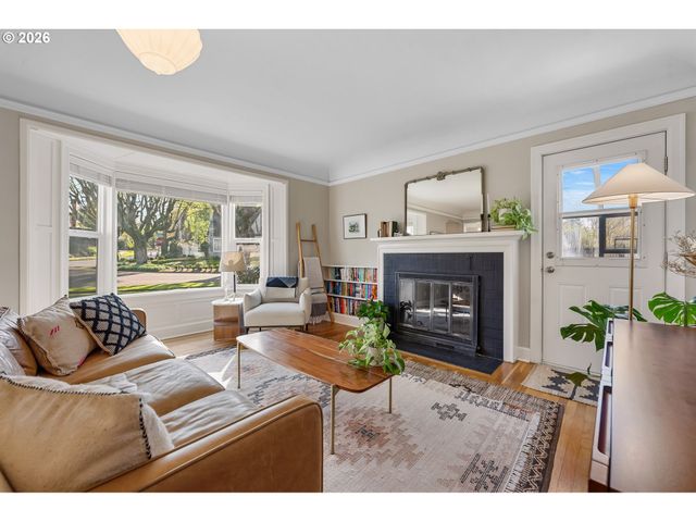 7007 Se 28TH Ave, Portland, OR 97202