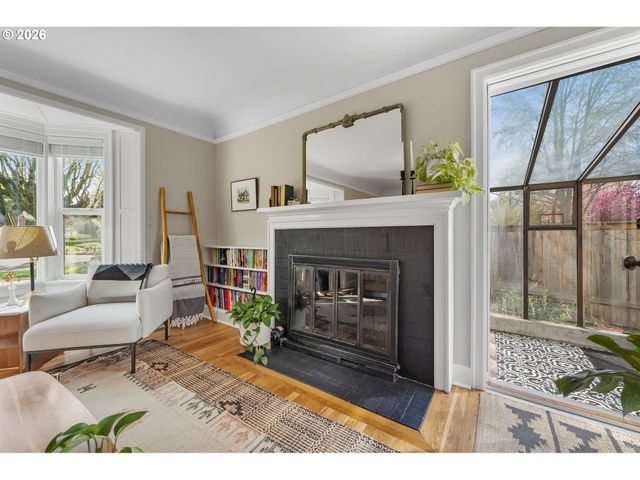 7007 Se 28TH Ave, Portland, OR 97202