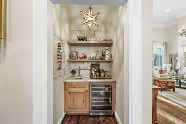 2207 Longmire Road, Conroe, TX 77304