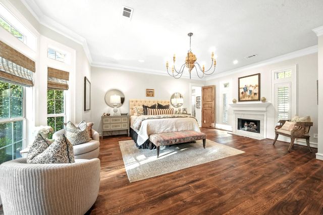 2207 Longmire Road, Conroe, TX 77304