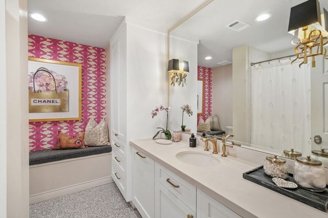 2207 Longmire Road, Conroe, TX 77304