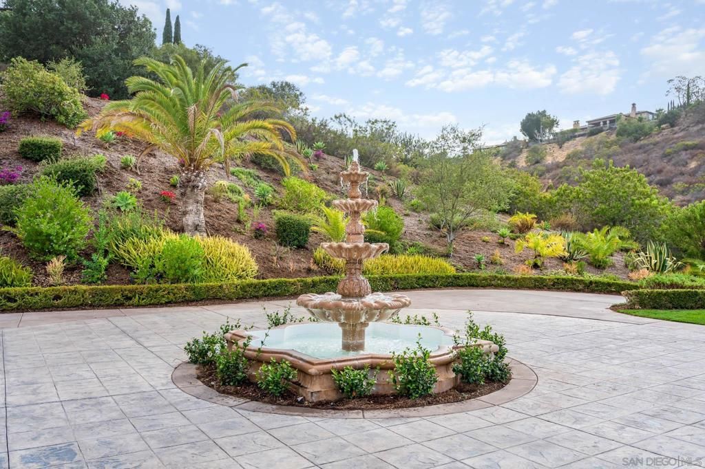 7823 Calle Cima, Rancho Santa Fe, CA 92067 — photo 4
