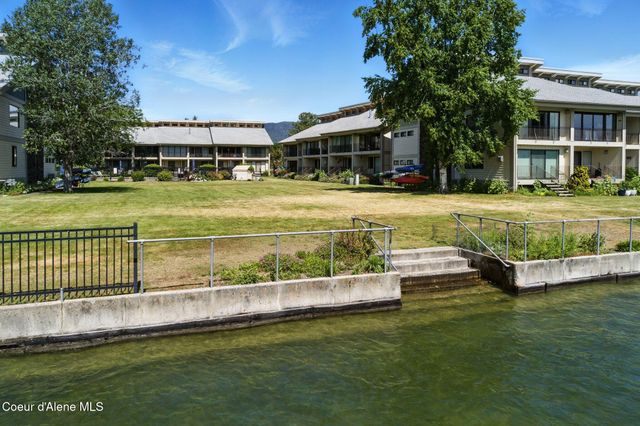 301 Iberian WAY, APT 119, Sandpoint, ID 83864