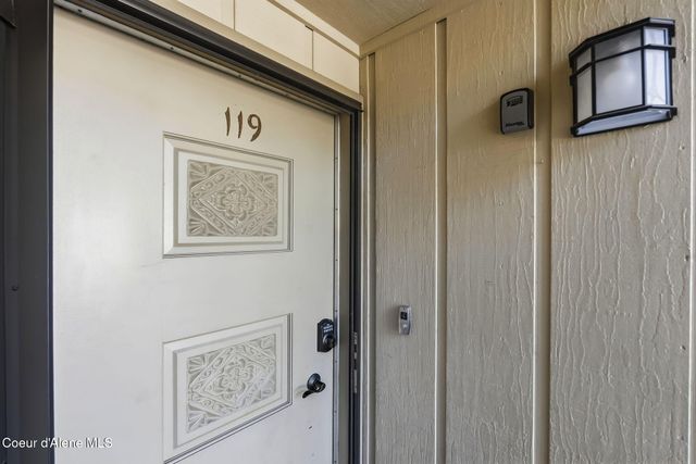 301 Iberian WAY, APT 119, Sandpoint, ID 83864