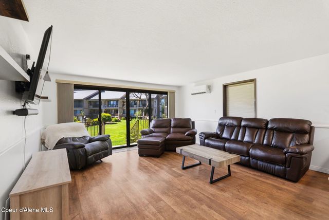 301 Iberian WAY, APT 119, Sandpoint, ID 83864
