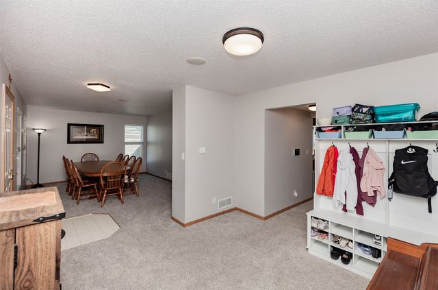 5451 SE 29th Street, Des Moines, IA 50320