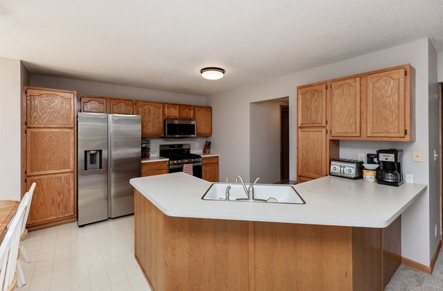 5451 SE 29th Street, Des Moines, IA 50320