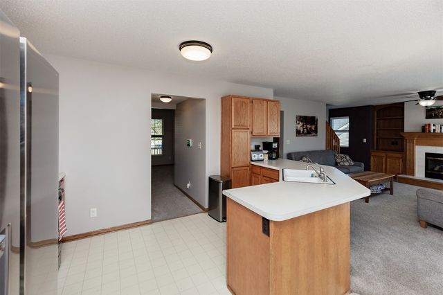 5451 SE 29th Street, Des Moines, IA 50320