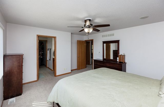 5451 SE 29th Street, Des Moines, IA 50320