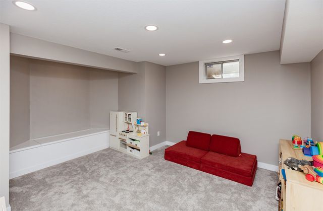 5451 SE 29th Street, Des Moines, IA 50320