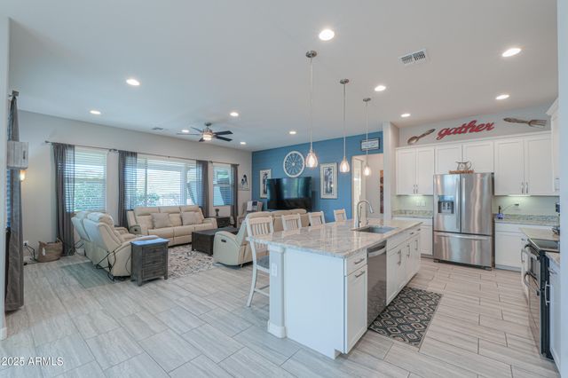 391 N SAN RICARDO Trail, Casa Grande, AZ 85194