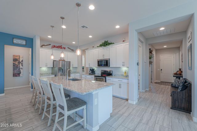 391 N SAN RICARDO Trail, Casa Grande, AZ 85194