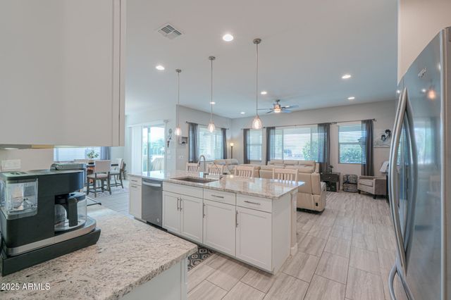 391 N SAN RICARDO Trail, Casa Grande, AZ 85194