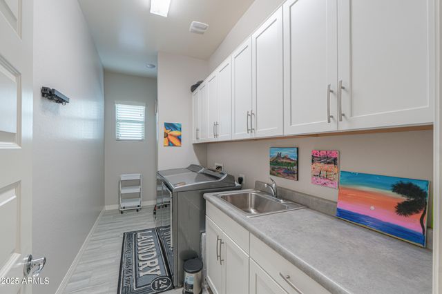 391 N SAN RICARDO Trail, Casa Grande, AZ 85194