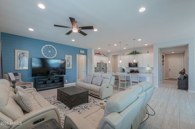 391 N SAN RICARDO Trail, Casa Grande, AZ 85194