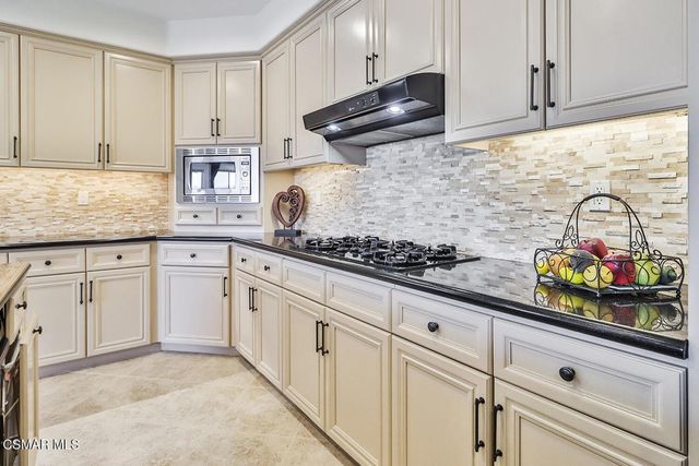 13790 Stagecoach Trail, Moorpark, CA 93021