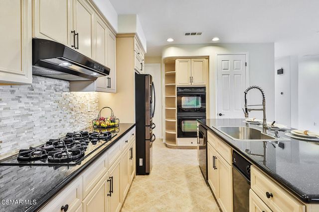 13790 Stagecoach Trail, Moorpark, CA 93021