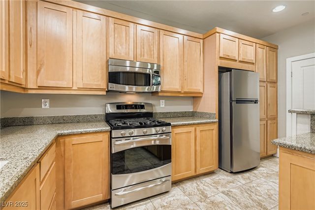 9050 West Tropicana Avenue 1138, Las Vegas, NV 89147