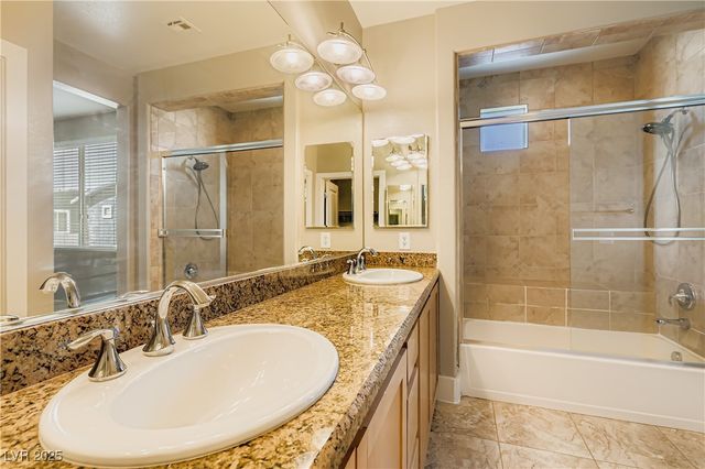 9050 West Tropicana Avenue 1138, Las Vegas, NV 89147