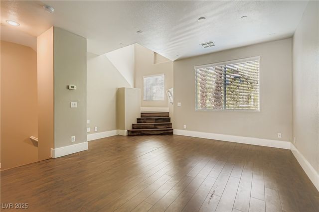 9050 West Tropicana Avenue 1138, Las Vegas, NV 89147