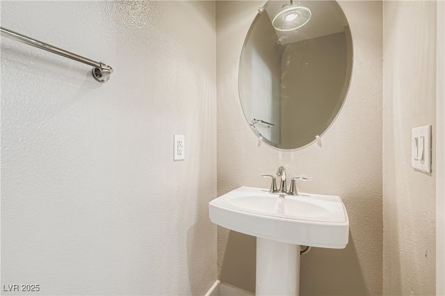 9050 West Tropicana Avenue 1138, Las Vegas, NV 89147