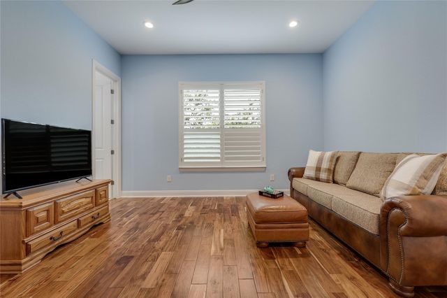 328 Ringtail Stream DR, Austin, TX 78738