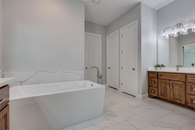 328 Ringtail Stream DR, Austin, TX 78738