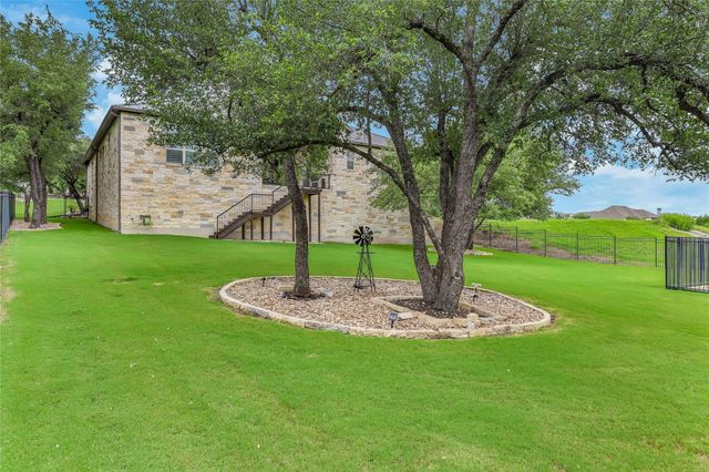 328 Ringtail Stream DR, Austin, TX 78738