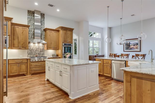 328 Ringtail Stream DR, Austin, TX 78738