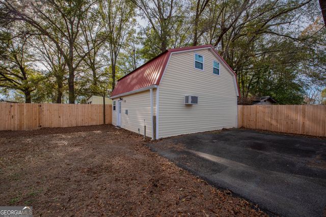 9 Friar Tuck Road, Reynolds, GA 31076