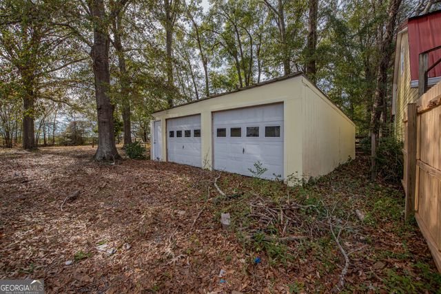 9 Friar Tuck Road, Reynolds, GA 31076