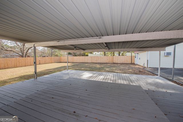 9 Friar Tuck Road, Reynolds, GA 31076