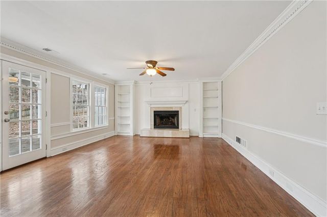 5618 Brookstone NW Drive, Acworth, GA 30101