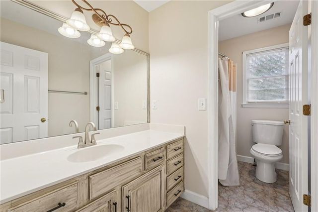 5618 Brookstone NW Drive, Acworth, GA 30101