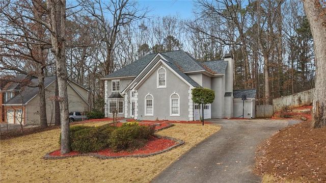 5618 Brookstone NW Drive, Acworth, GA 30101