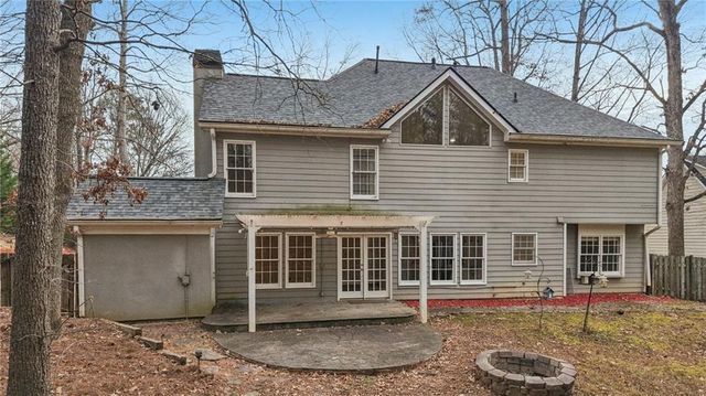 5618 Brookstone NW Drive, Acworth, GA 30101