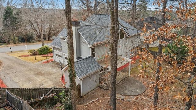 5618 Brookstone NW Drive, Acworth, GA 30101