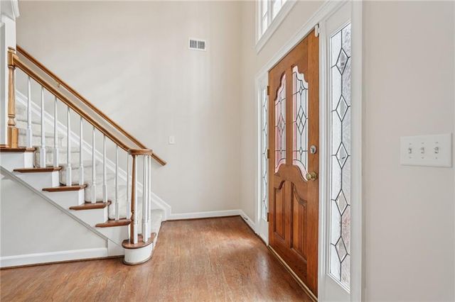 5618 Brookstone NW Drive, Acworth, GA 30101