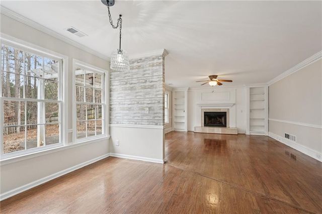 5618 Brookstone NW Drive, Acworth, GA 30101