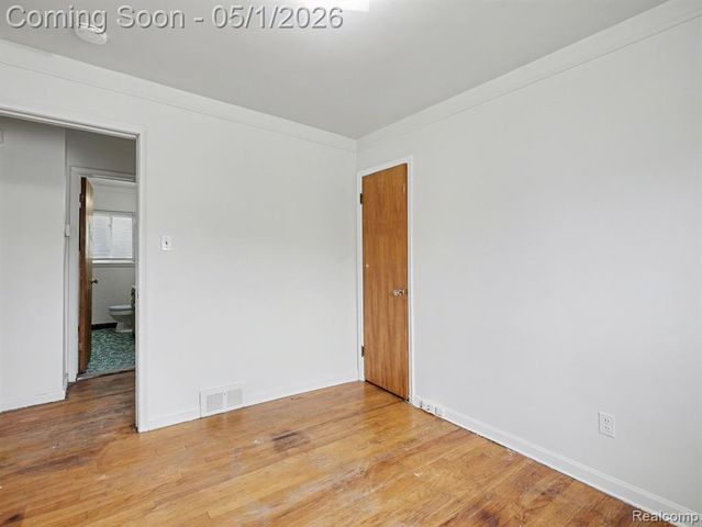 25334 Barbara Street, Roseville, MI 48066