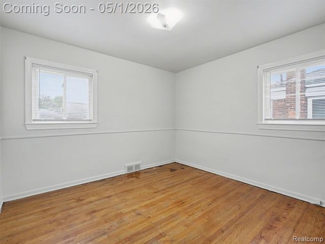 25334 Barbara Street, Roseville, MI 48066