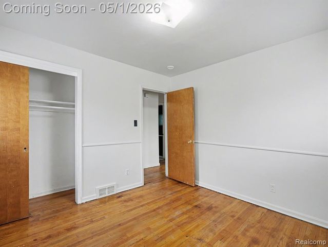 25334 Barbara Street, Roseville, MI 48066