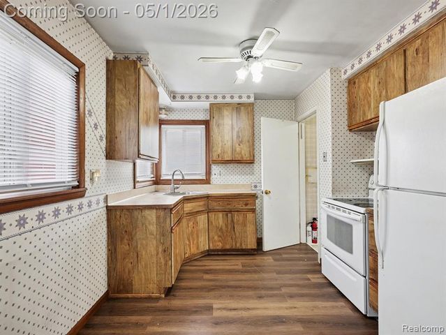 25334 Barbara Street, Roseville, MI 48066