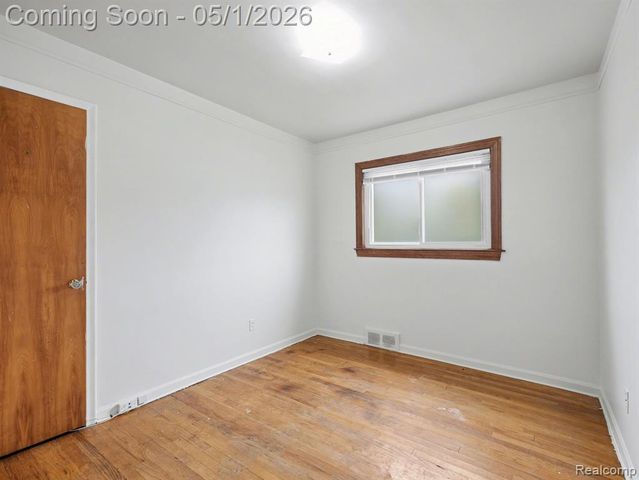 25334 Barbara Street, Roseville, MI 48066